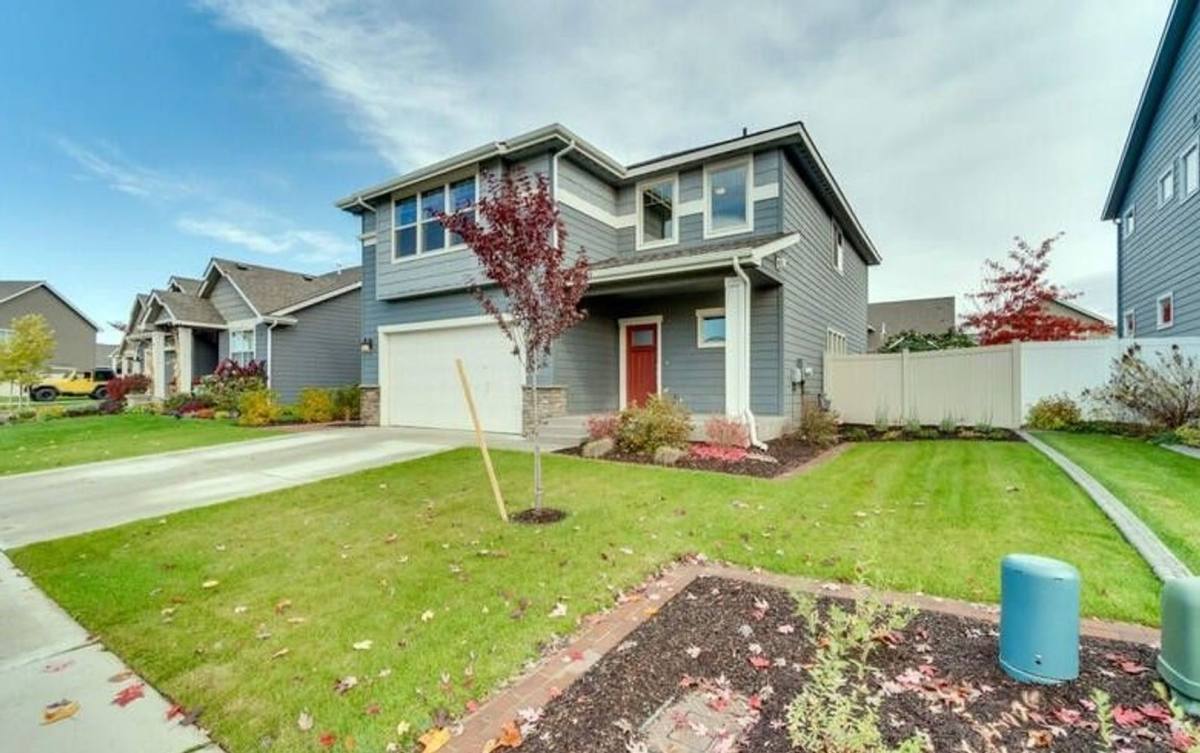 House for rent at 4455 E Kit Fox Lane, Post Falls, ID 83854