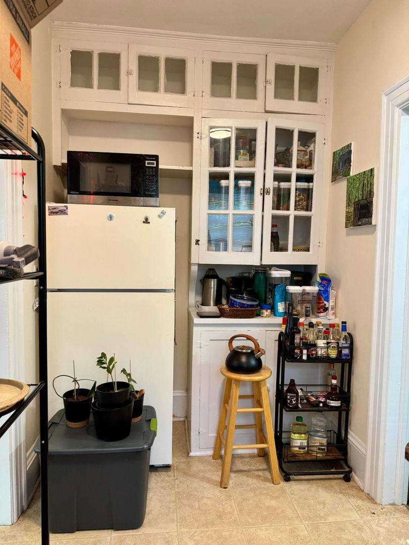 Apartment for rent at 123 Brooks Ave, Raleigh, NC 27607