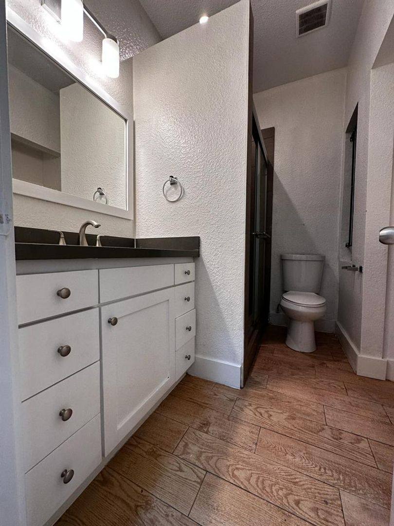 Apartment for rent at 2735 Commercial St, San Diego, CA 92113