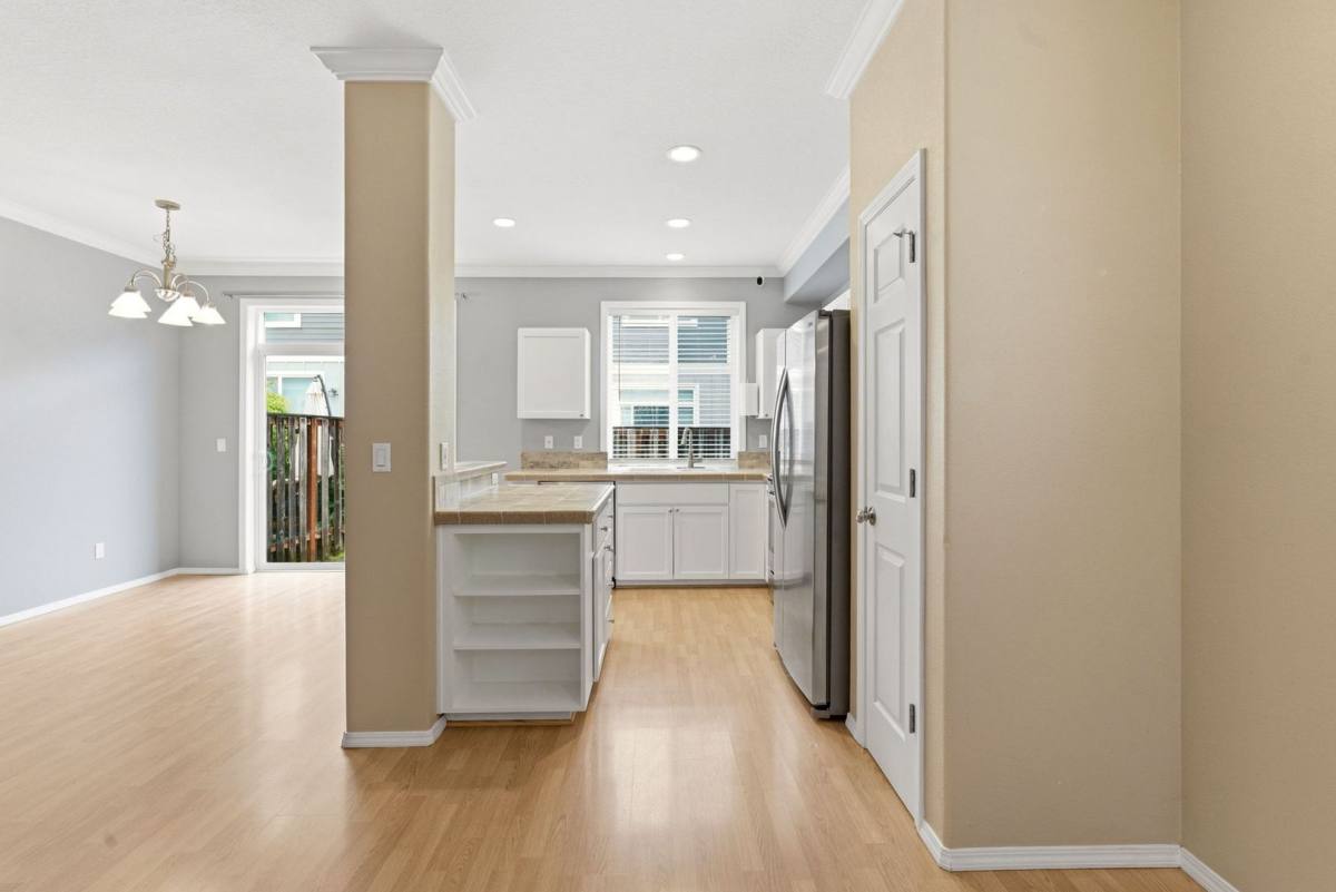 Townhouse for rent at 17208 SW Pleasanton Lane, Beaverton, OR 97003