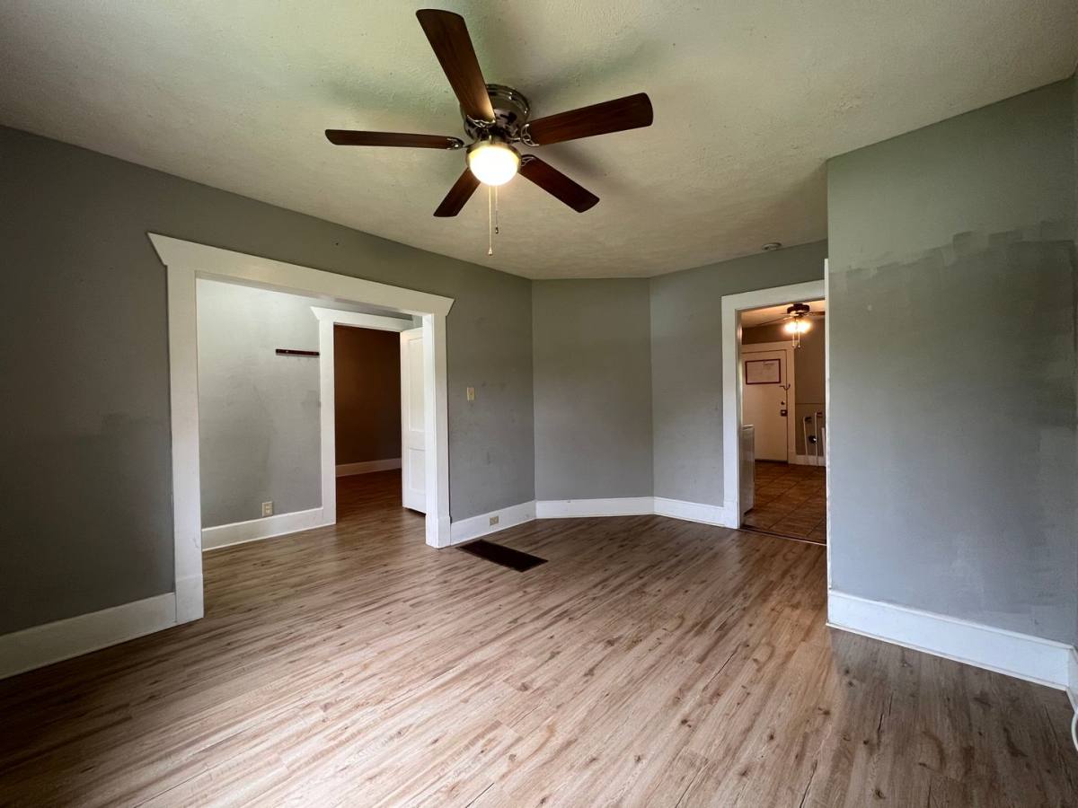 House for rent at 1522 W High St, Springfield, MO 65802
