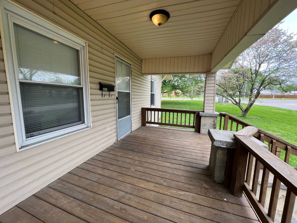 House for rent at 1522 W High St, Springfield, MO 65802