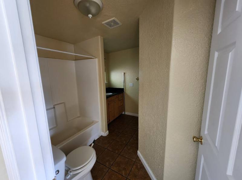 Apartment for rent at 3345 Lakeshore #8, Lakeport, CA 95453