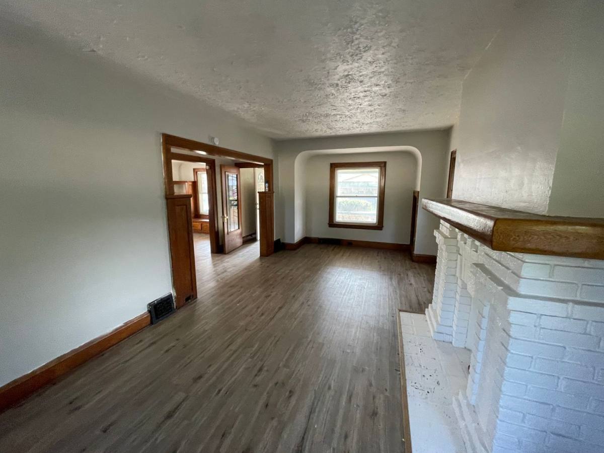 House for rent at 480 E 120th St, Cleveland, OH 44108
