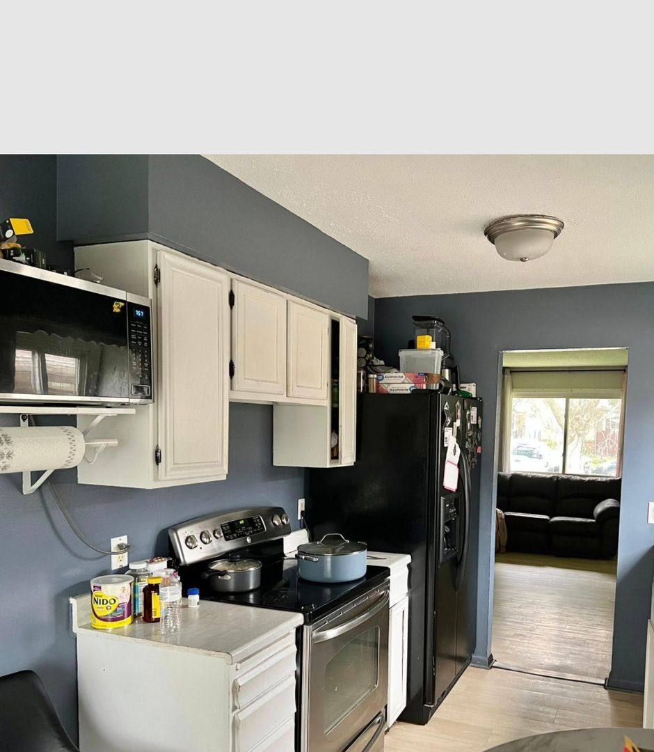 Apartment for rent at 1672 Manton St, Saint Paul, MN 55106