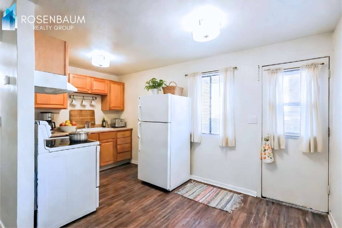 Apartment for rent at 455 W Kelso St, Tucson, AZ 85705