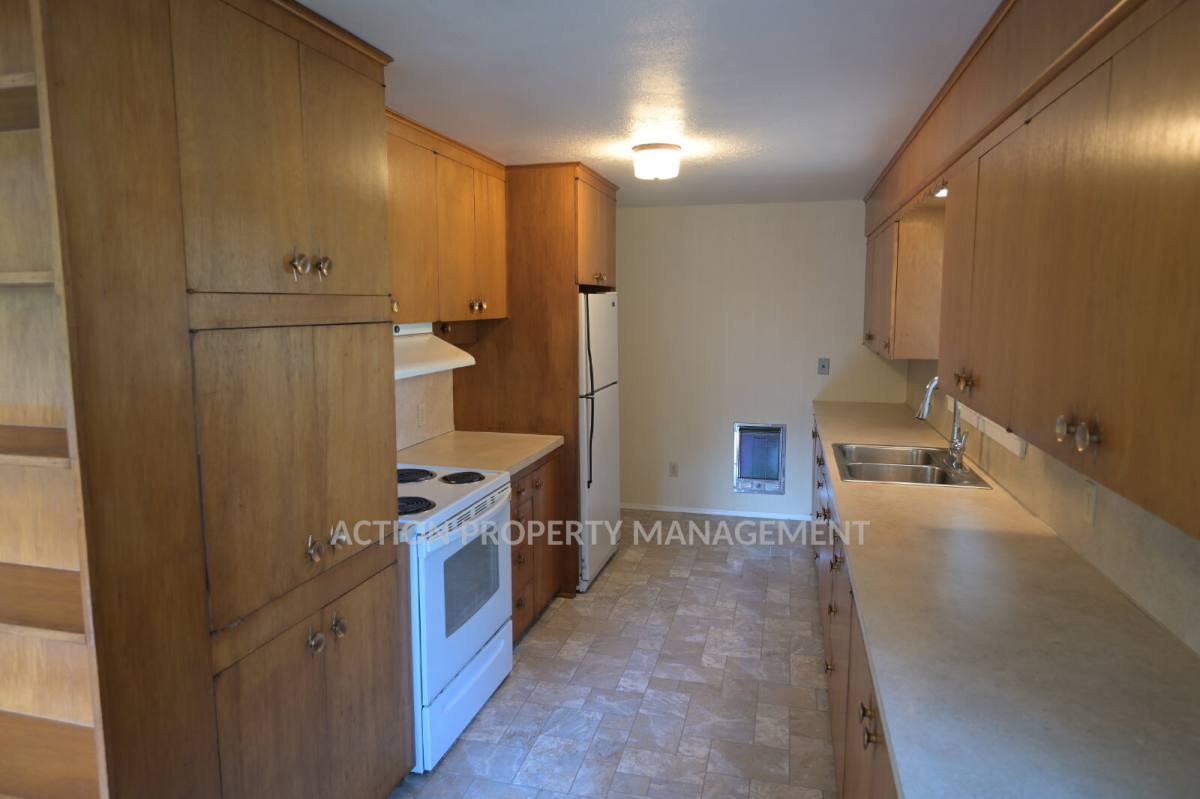 House for rent at 252 Schindler Rd, Sequim, WA 98382