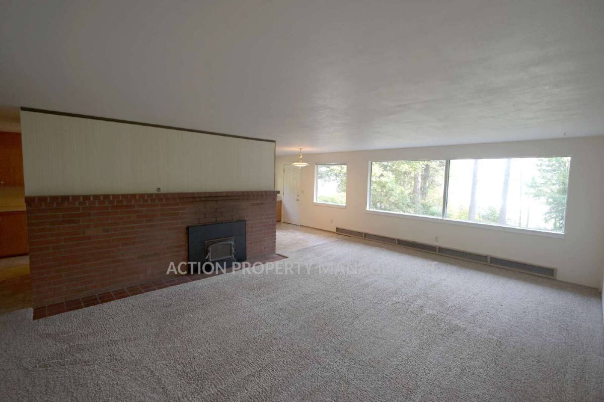 House for rent at 252 Schindler Rd, Sequim, WA 98382