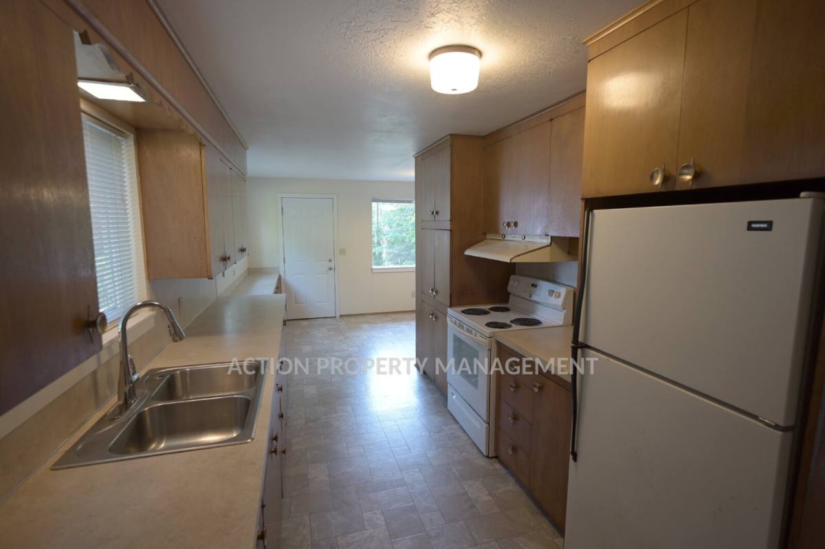 House for rent at 252 Schindler Rd, Sequim, WA 98382