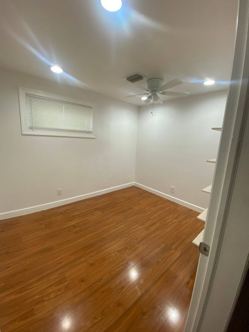 House for rent at 809 E Broward Blvd, Fort Lauderdale, FL 33301
