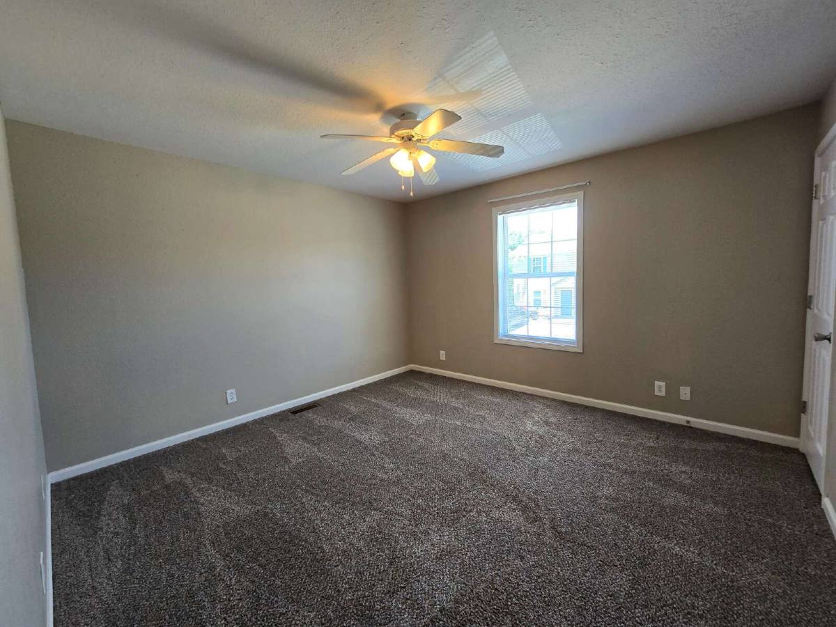 Townhouse for rent at 248-2B Executive Ave, Clarksville, TN 37042