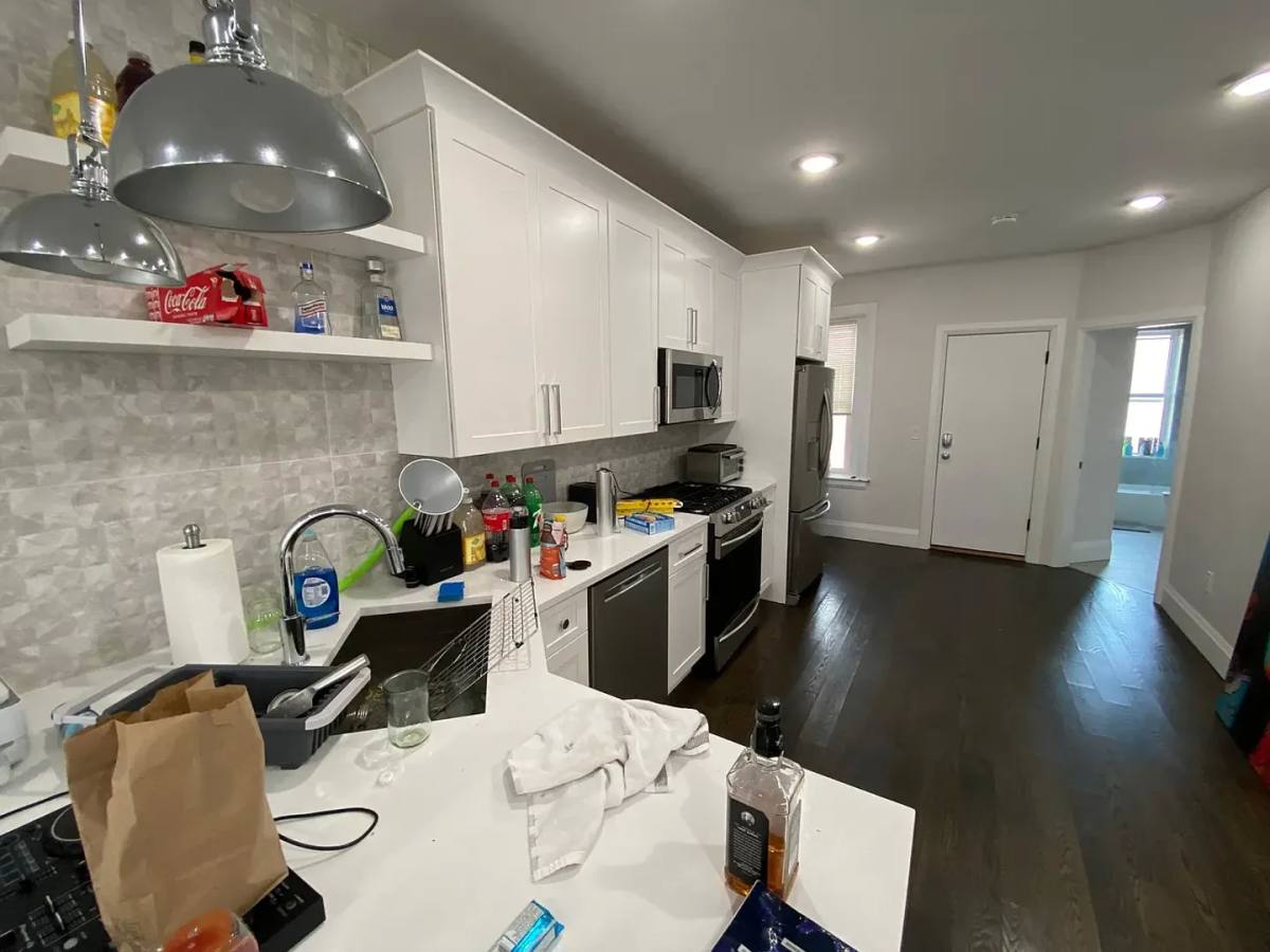 Apartment for rent at 7 Strathmore Rd #2A, Brookline, MA 02445