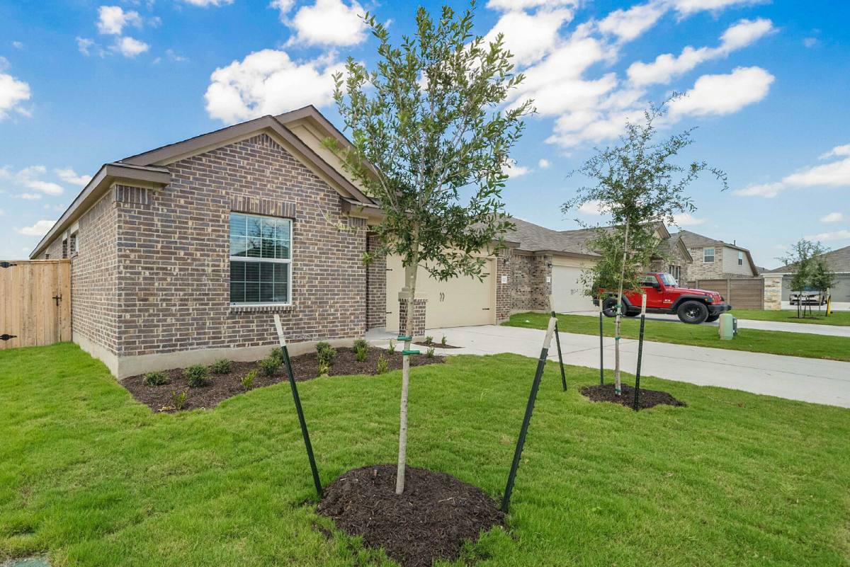 House for rent at 102 Sebring Circle, Hutto, TX 78634