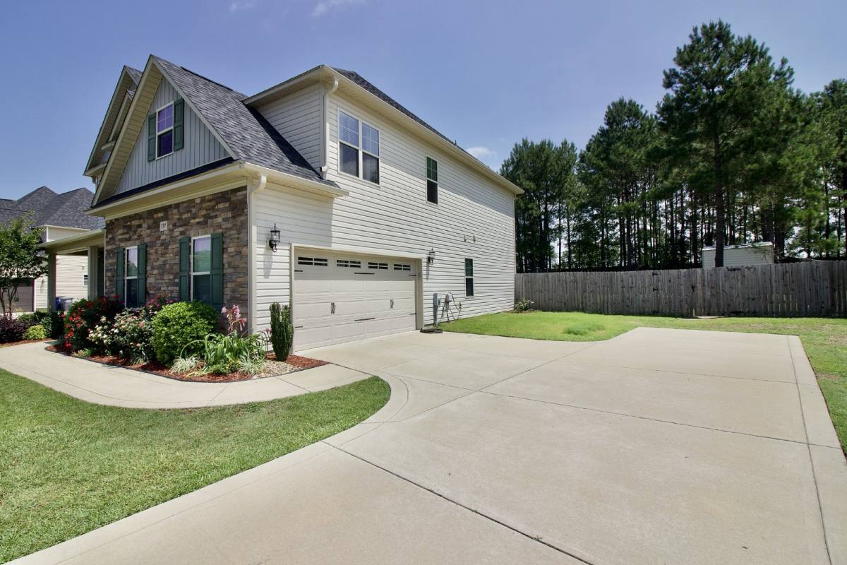 House for rent at 197 Caswell Pines Lane, Raeford, NC 28376