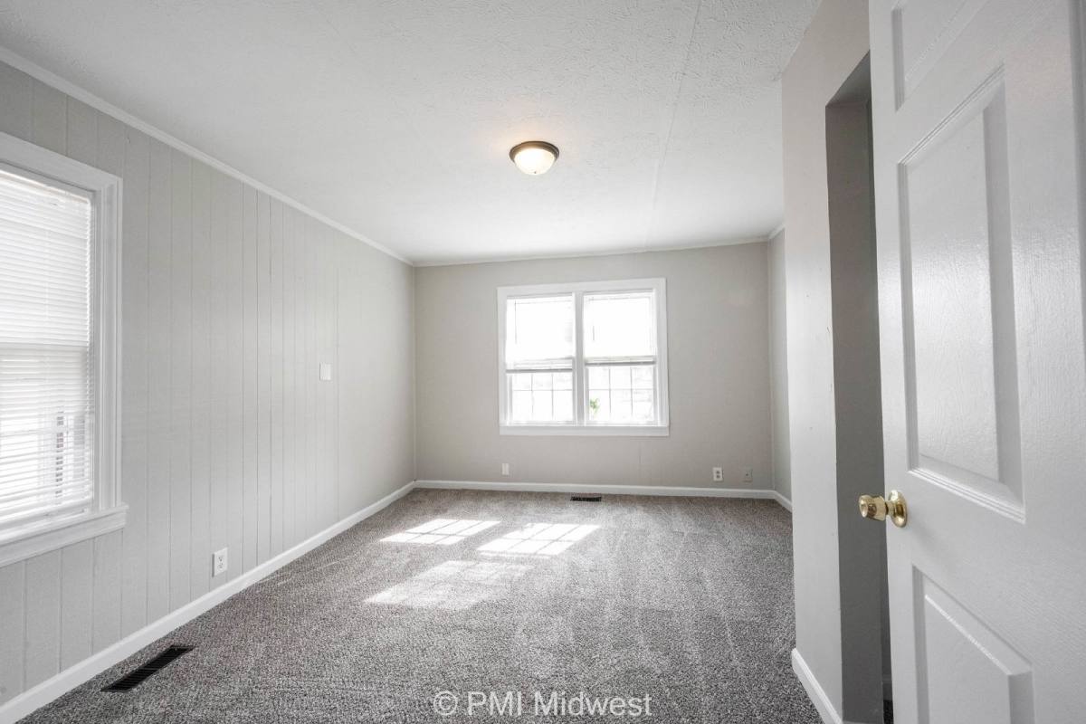 House for rent at 270 S Lasalle St, Indianapolis, IN 46201