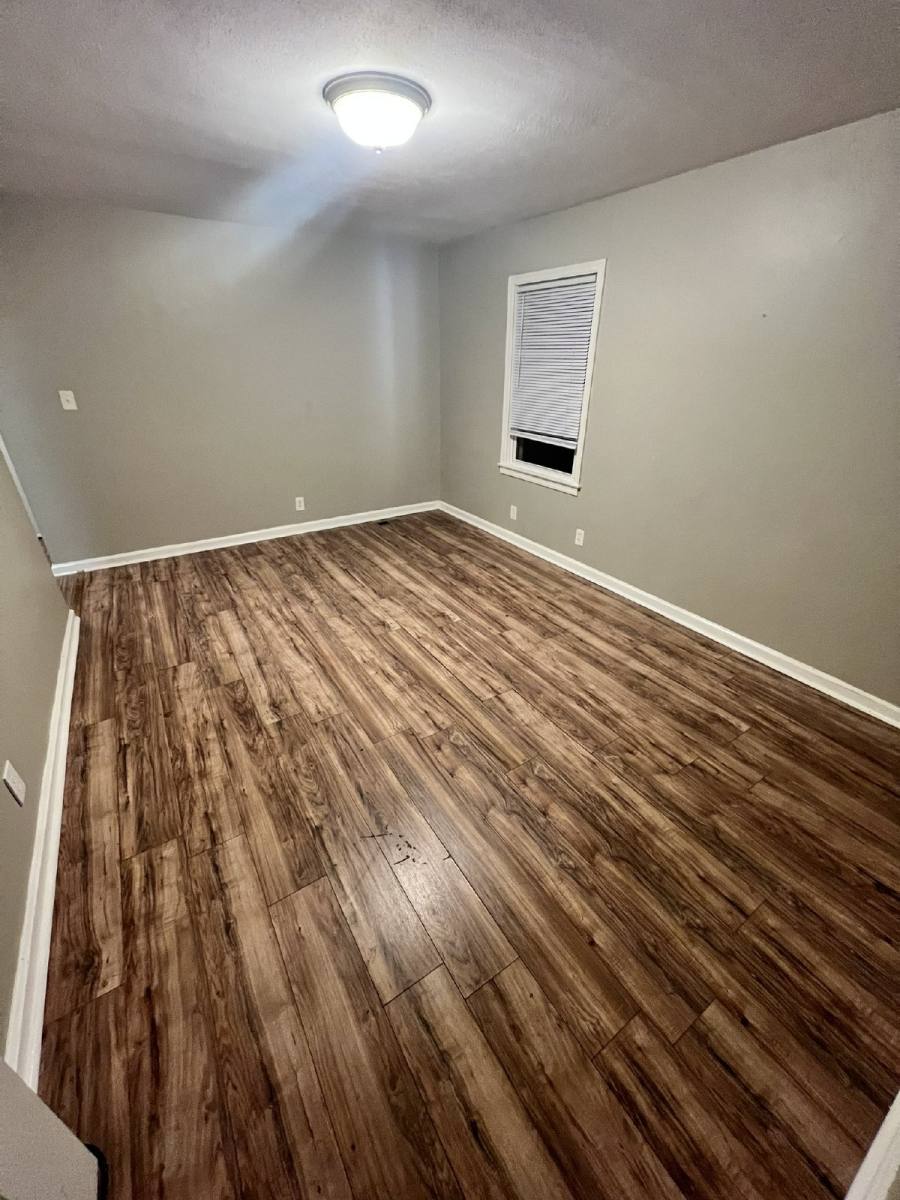 House for rent at 3901 Peachtree Ave Mk, Louisville, KY 40215