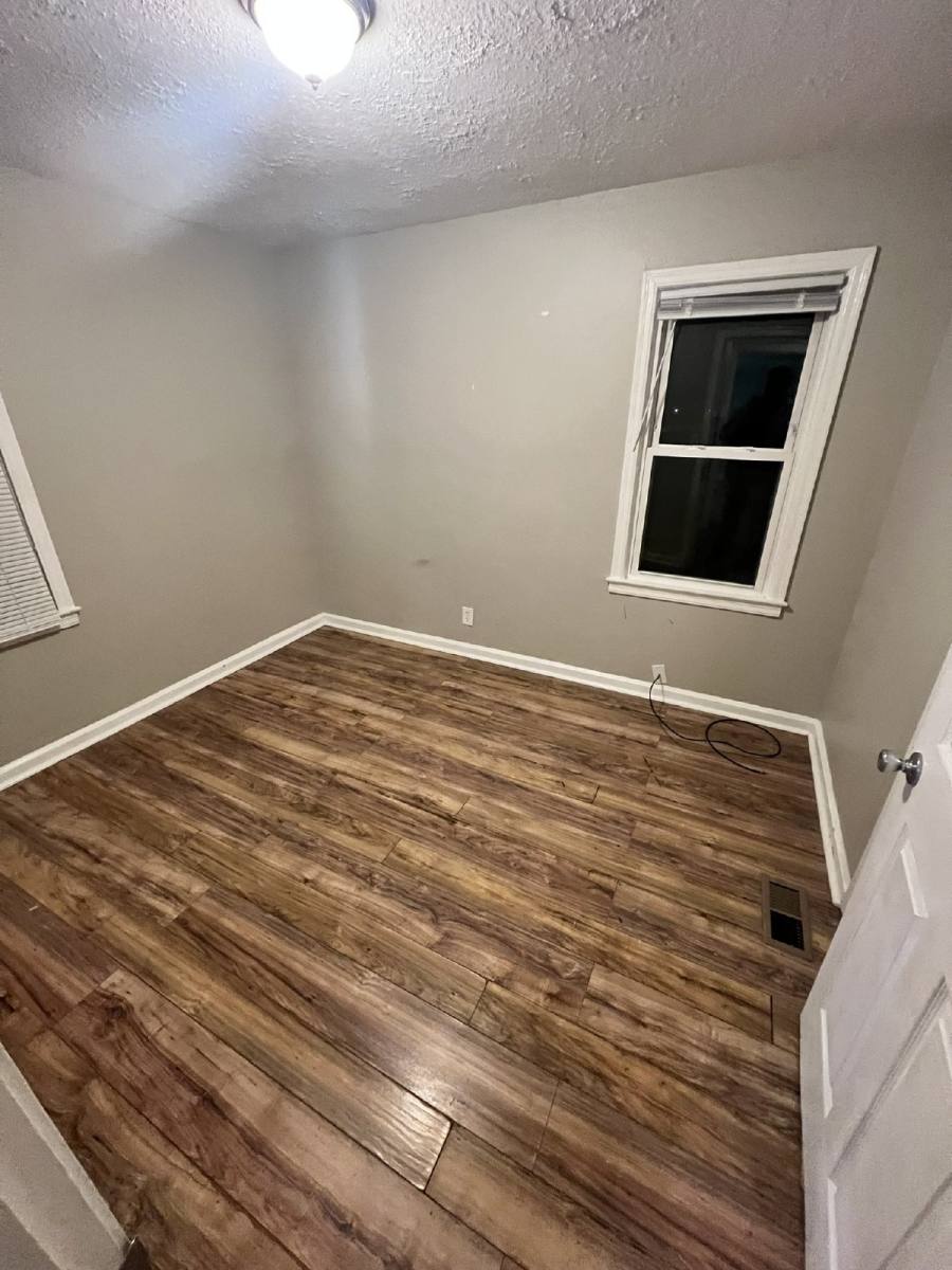 House for rent at 3901 Peachtree Ave Mk, Louisville, KY 40215