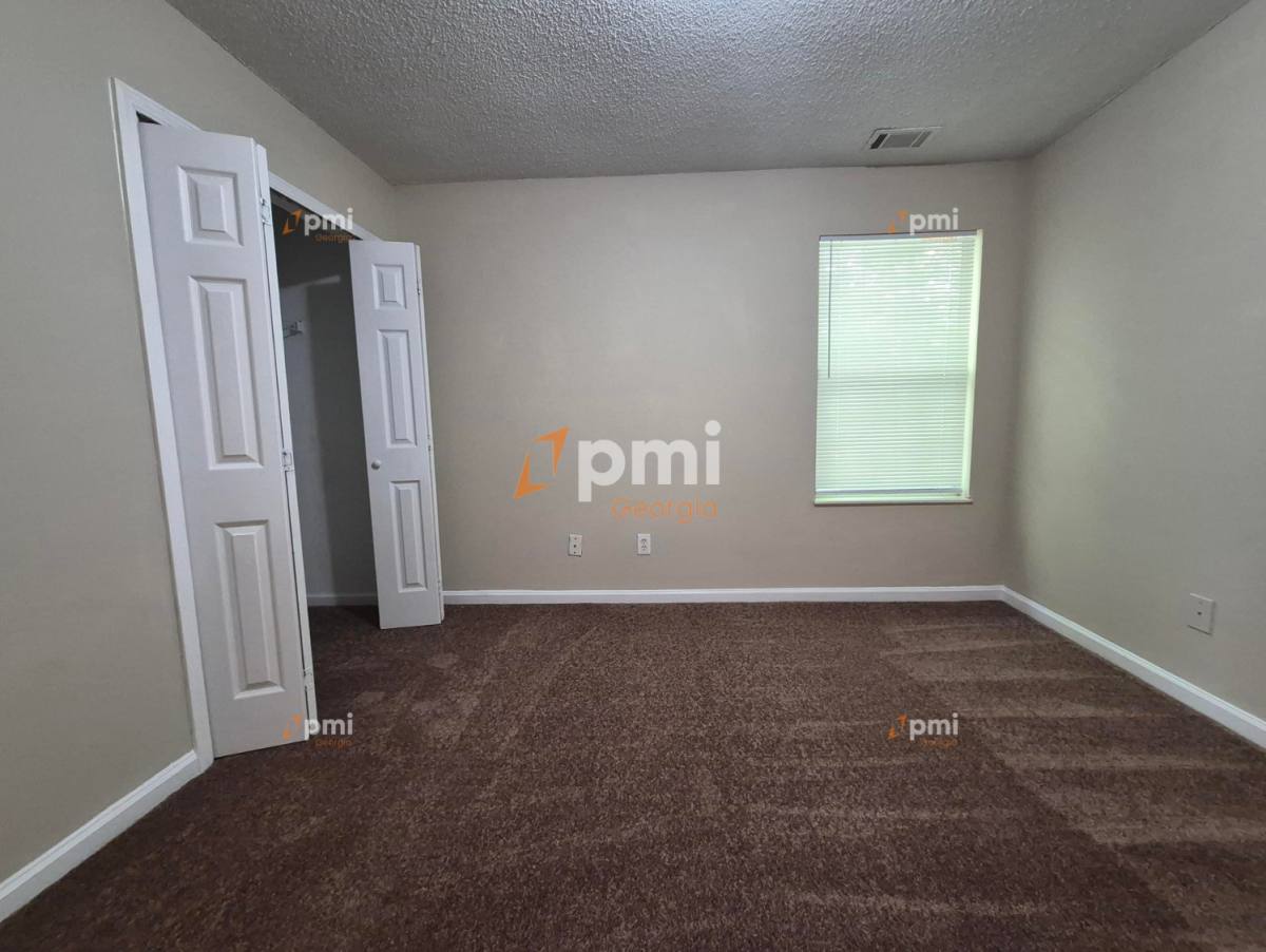 House for rent at 6215 Klondike River Rd, Lithonia, GA 30038