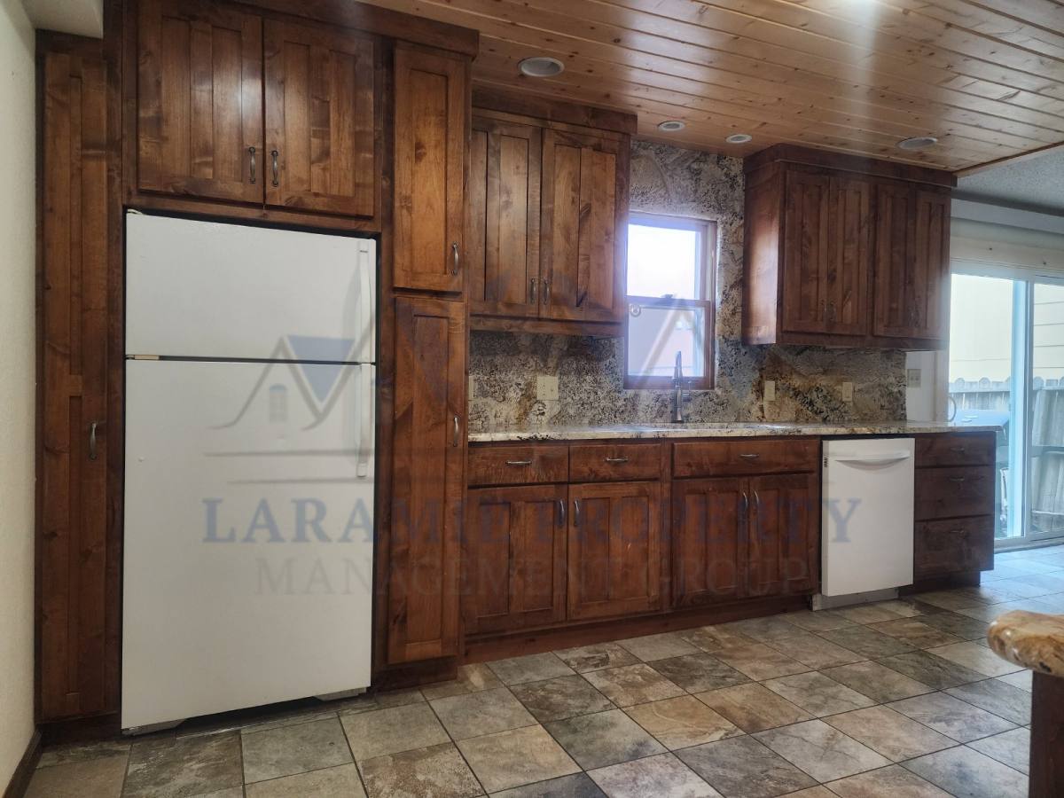 Townhouse for rent at 522 S Lincoln St E, Laramie, WY 82070