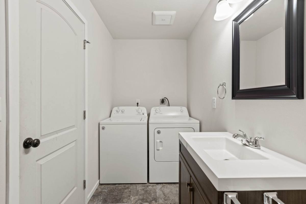 Townhouse for rent at 618 S Ivory, Spokane, WA 99202
