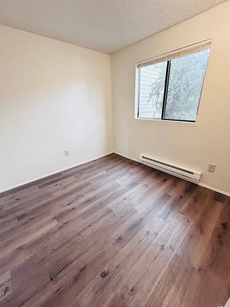 Apartment for rent at 690 NW Atalanta Way E104, Oak Harbor, WA 98277