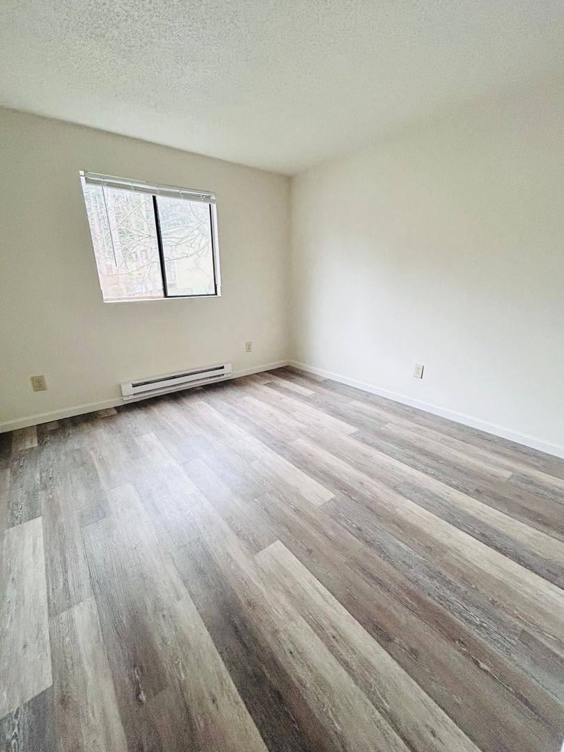 Apartment for rent at 690 NW Atalanta Way E104, Oak Harbor, WA 98277