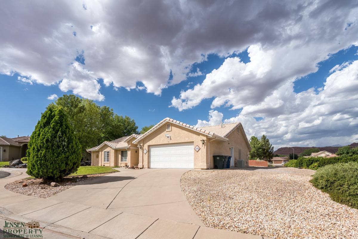 House for rent at 2342 W 1710 N Circle, Saint George, UT 84770