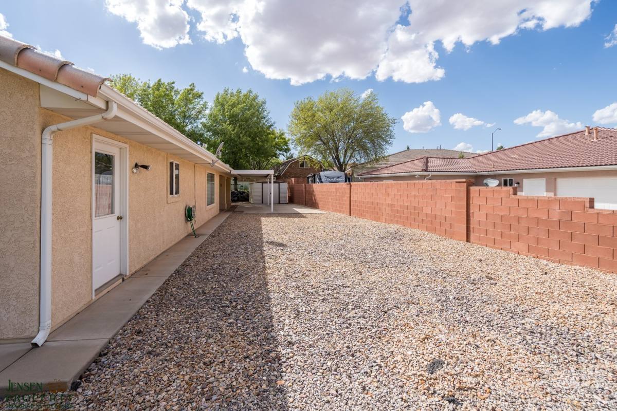 House for rent at 2342 W 1710 N Circle, Saint George, UT 84770
