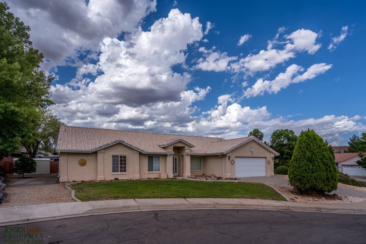 House for rent at 2342 W 1710 N Circle, Saint George, UT 84770