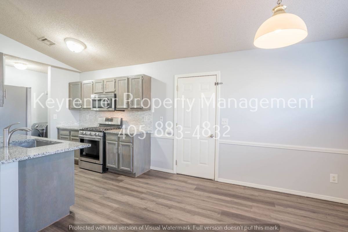 House for rent at 14906 E 89th Place N, Owasso, OK 74055