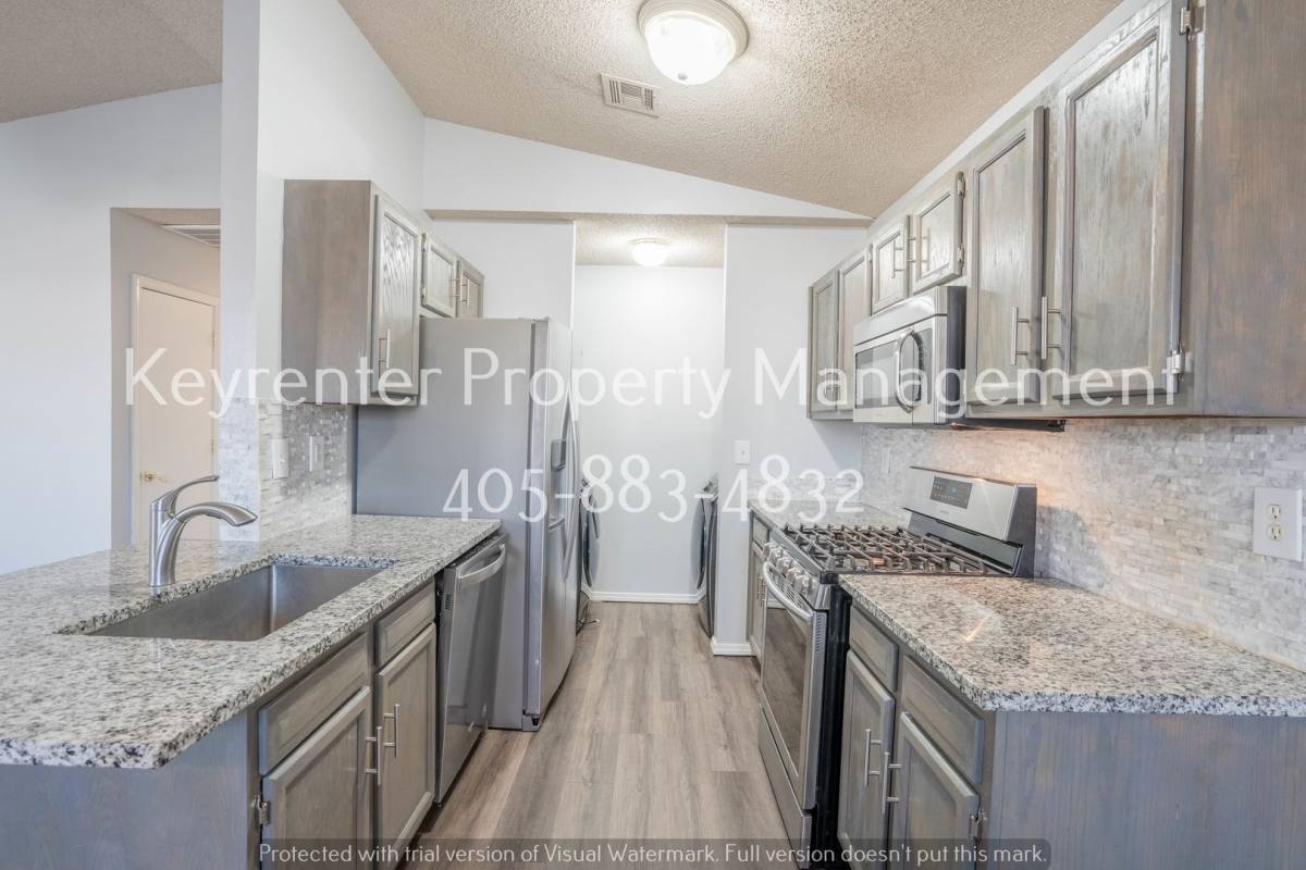 House for rent at 14906 E 89th Place N, Owasso, OK 74055