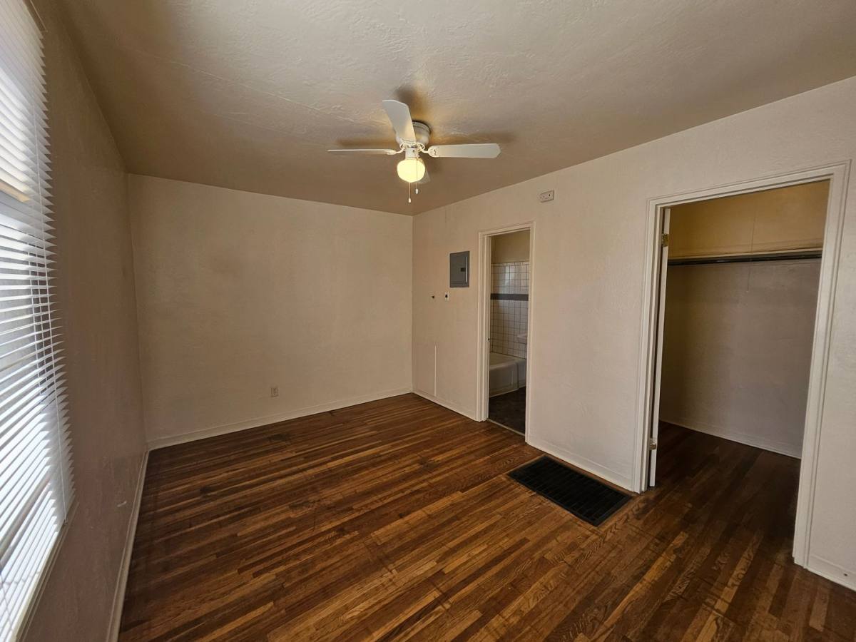 Apartment for rent at 1101&1103 Wilmoore Dr SE, Albuquerque, NM 87106