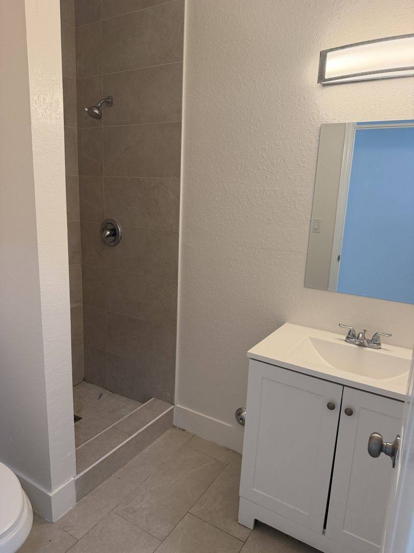 Apartment for rent at 2604 NW 20th St, Fort Lauderdale, FL 33311