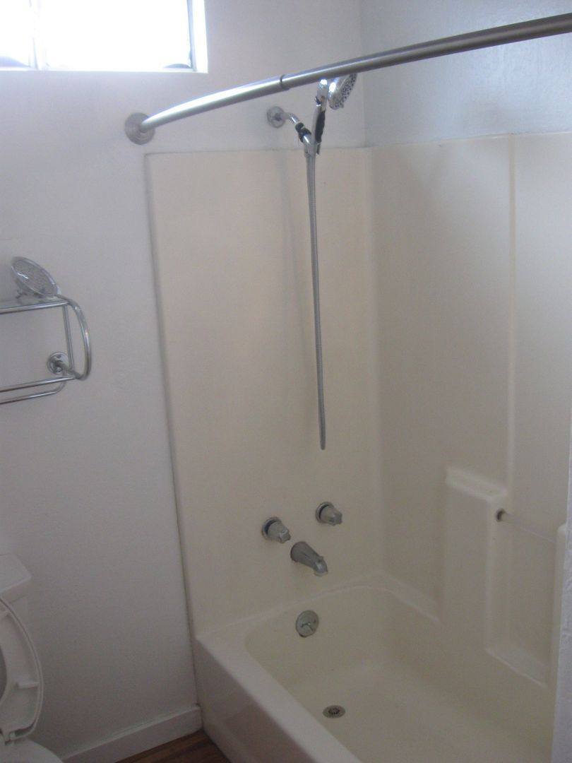 House for rent at 140 N Ave, Santa Maria, CA 93455