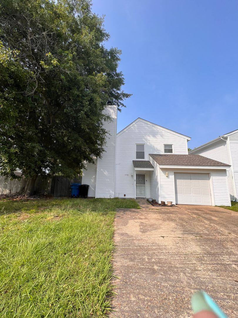 House for rent at 5742 Simon St, Virginia Beach, VA 23464