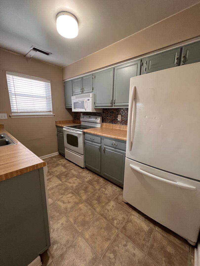 House for rent at 5742 Simon St, Virginia Beach, VA 23464