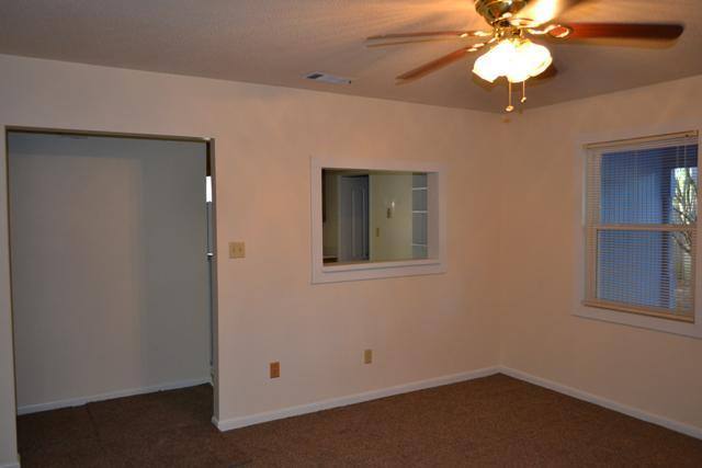 House for rent at 1010 Pineland Ave, Hinesville, GA 31313