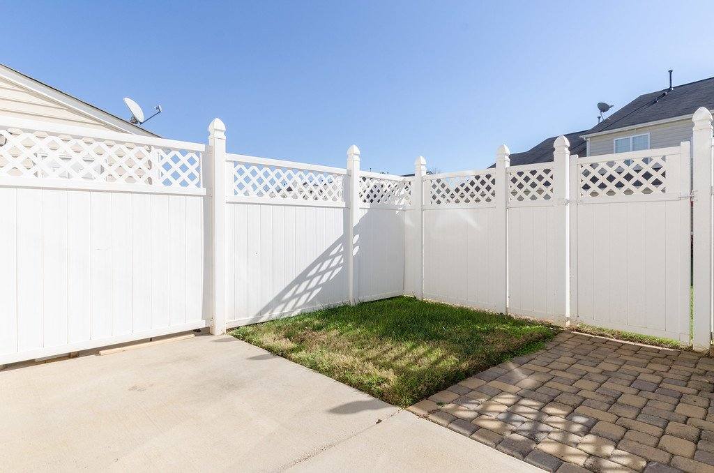 Townhouse for rent at 412 River Park Rd, Belmont, NC 28012