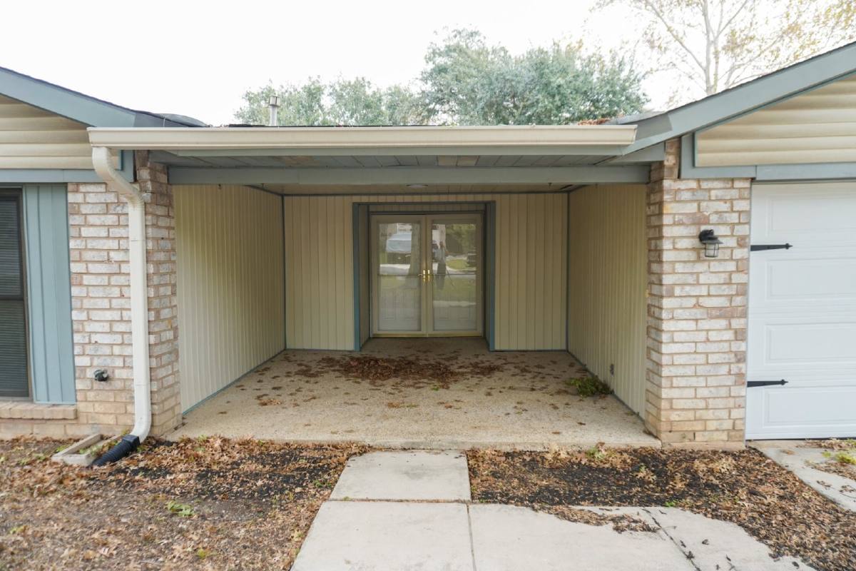 House for rent at 14414 Briarledge St, San Antonio, TX 78247