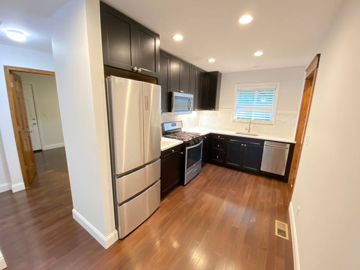 Apartment for rent at 295 Arcadia Ave, Columbus, OH 43202