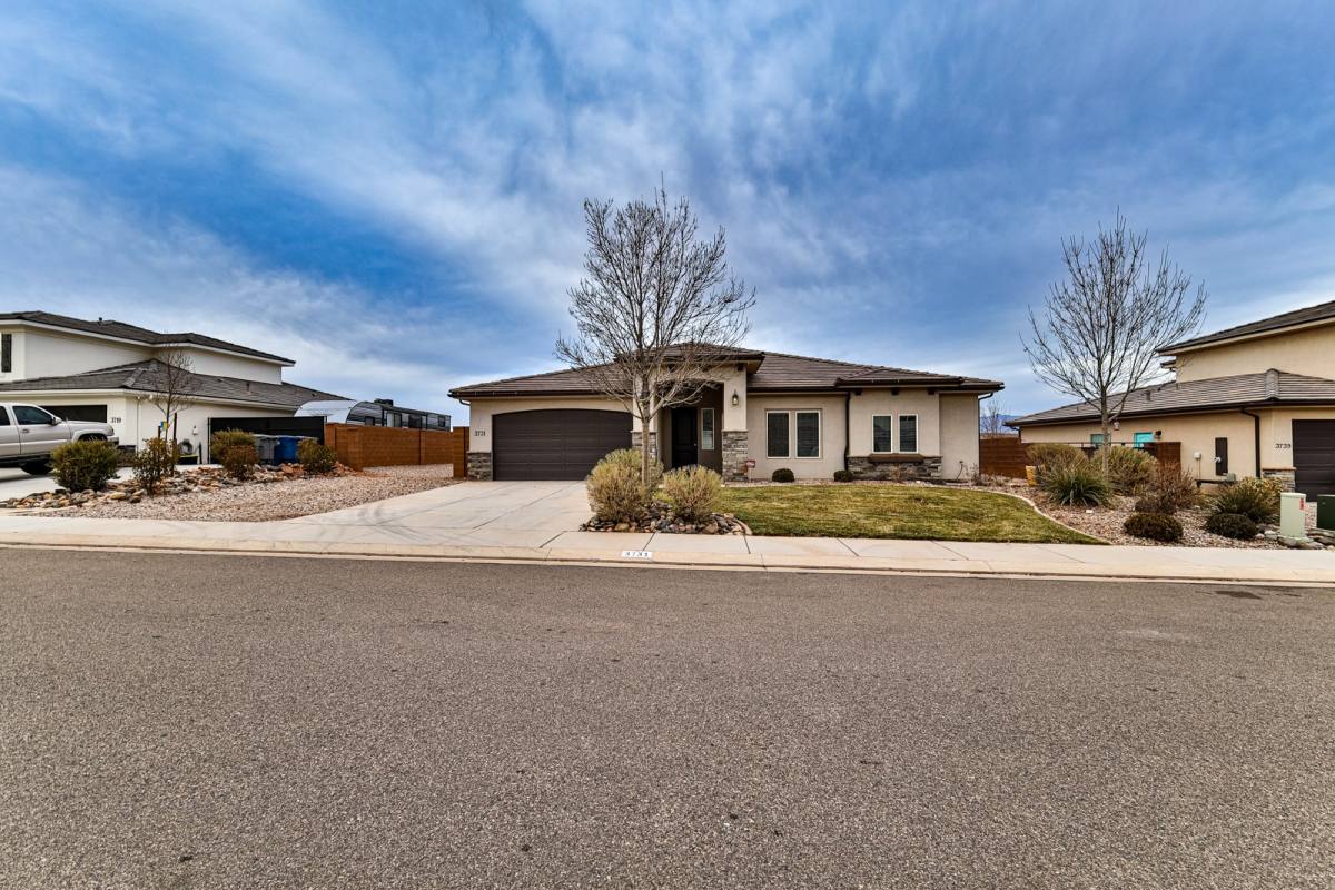 House for rent at 3731 E Shooting Star Lane, Saint George, UT 84790
