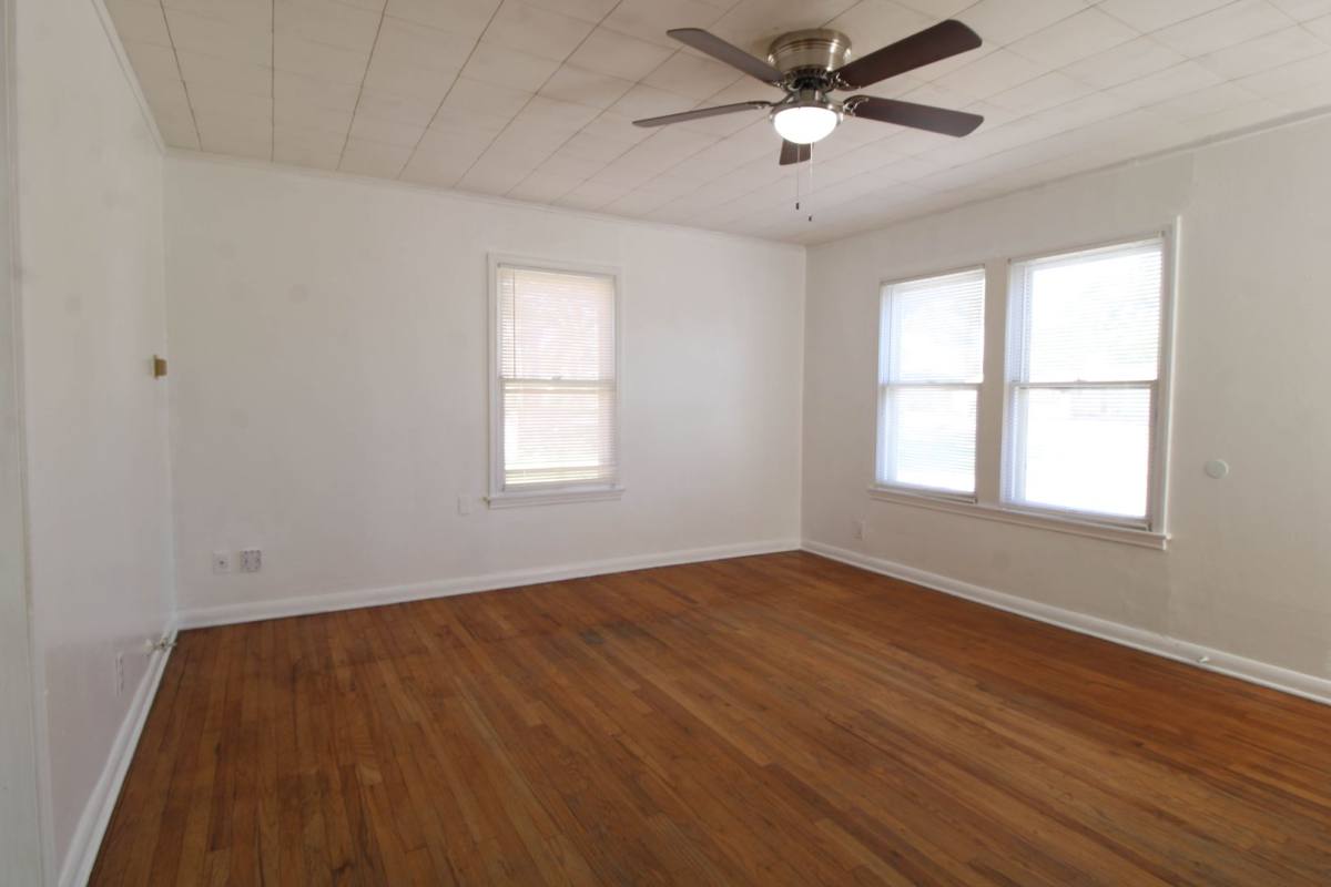House for rent at 306 Overhill Dr, San Antonio, TX 78228