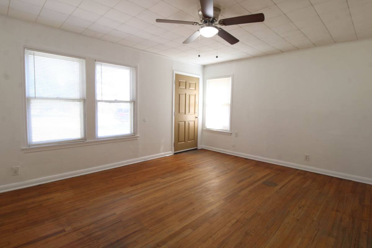 House for rent at 306 Overhill Dr, San Antonio, TX 78228