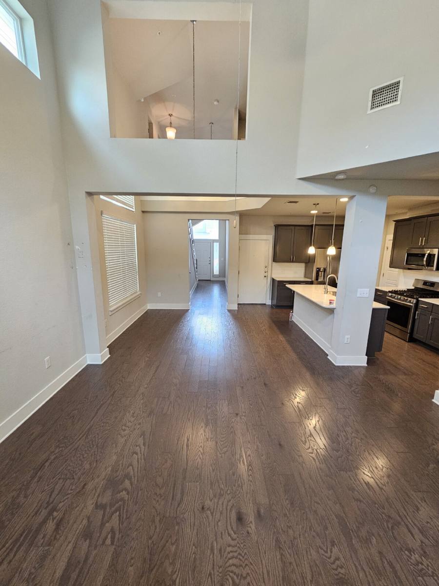 Townhouse for rent at 7808 Wildcat Pass, Austin, TX 78757