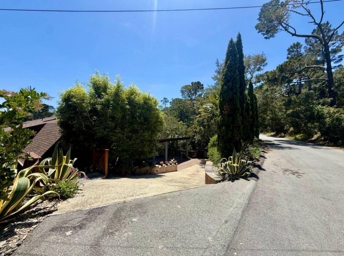 House for rent at 35 Linda Vista Dr, Monterey, CA 93940