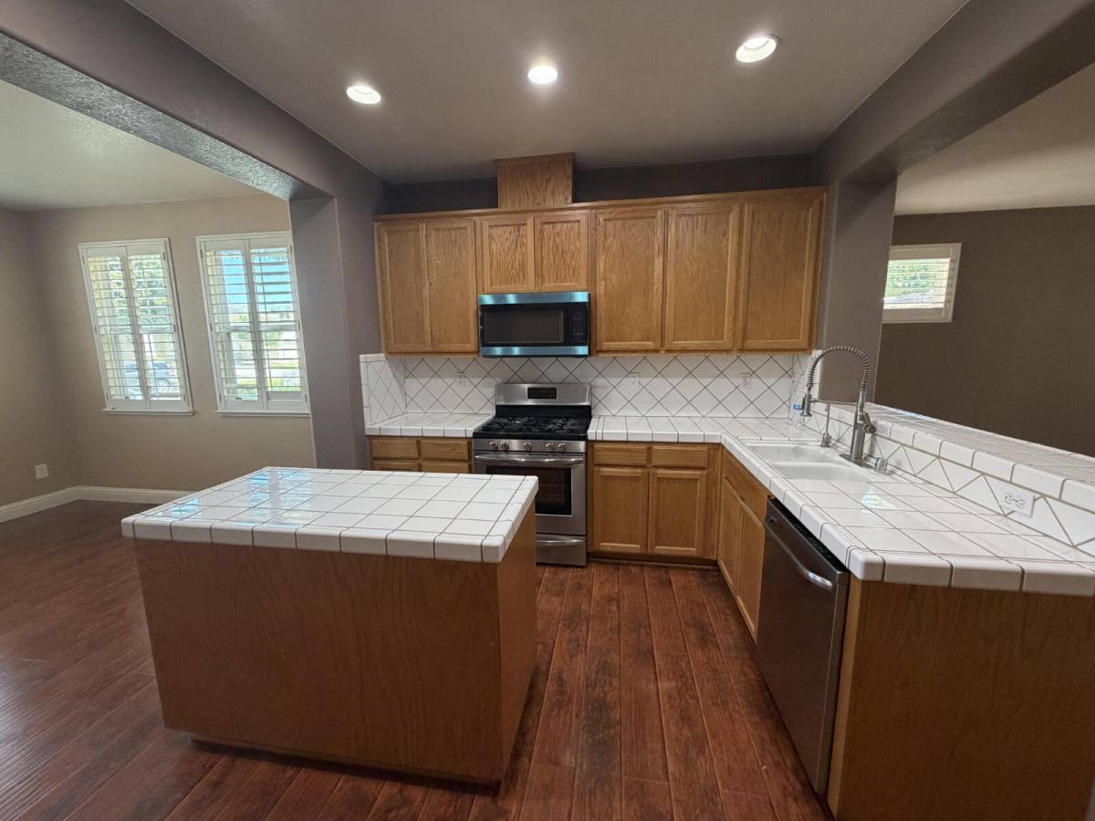 House for rent at 435 Petunia Court, Merced, CA 95341