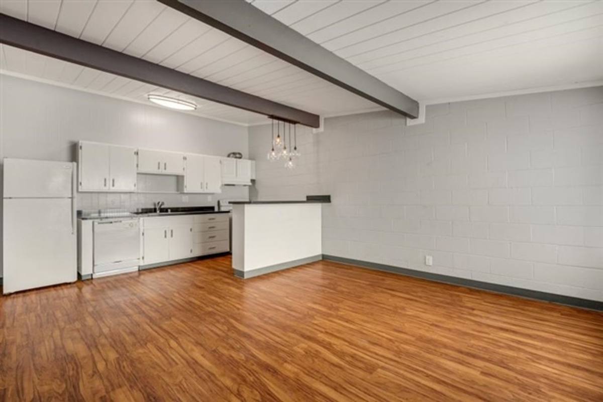 Apartment for rent at 126 W Ahwanee Ave, Sunnyvale, CA 94085