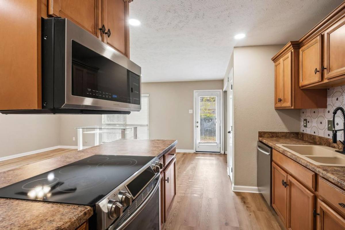 House for rent at 5201 Marks Circle, The Colony, TX 75056