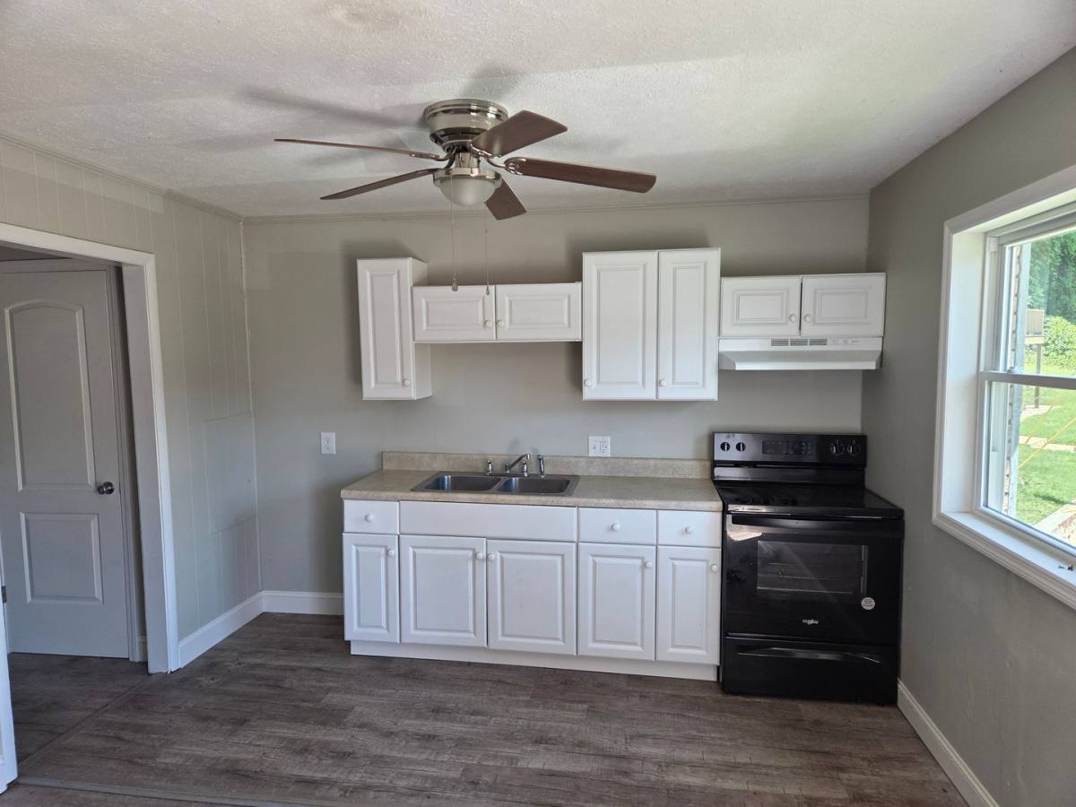 Apartment for rent at 941 Chadwick Dr #3, Kingsport, TN 37660