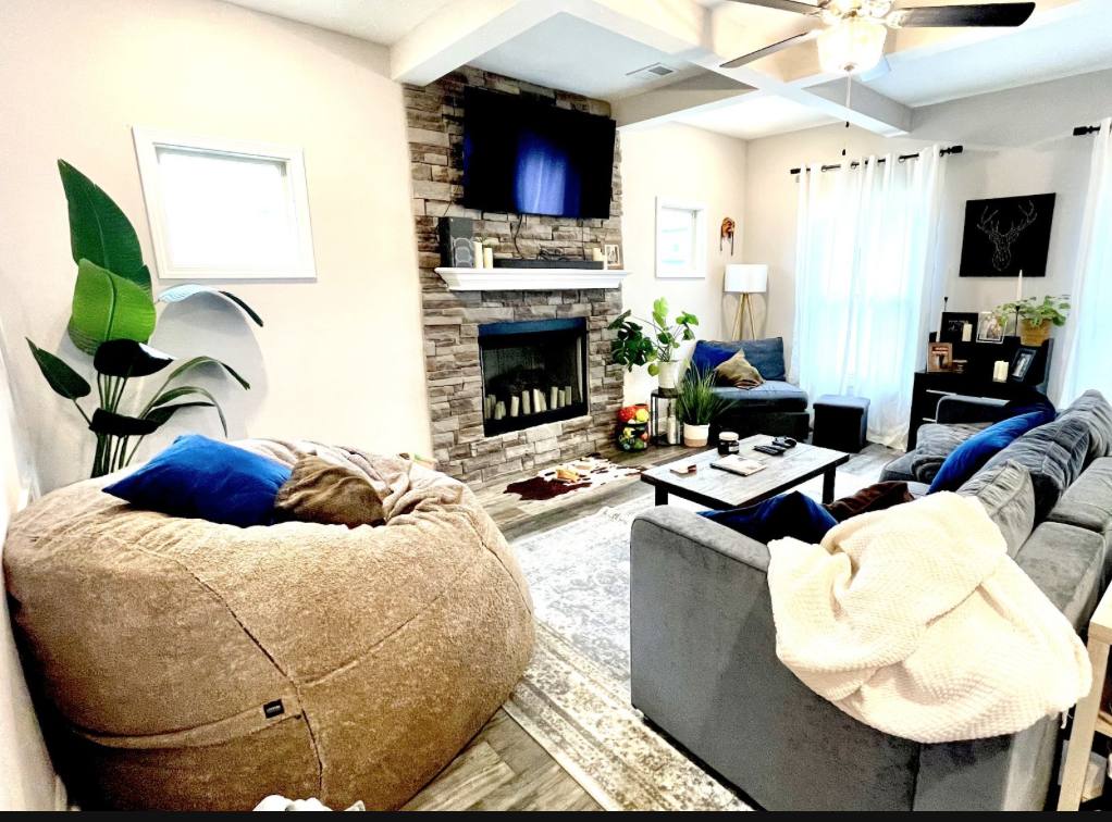 House for rent at 1968 Jackie Lorraine Dr, Clarksville, TN 37042